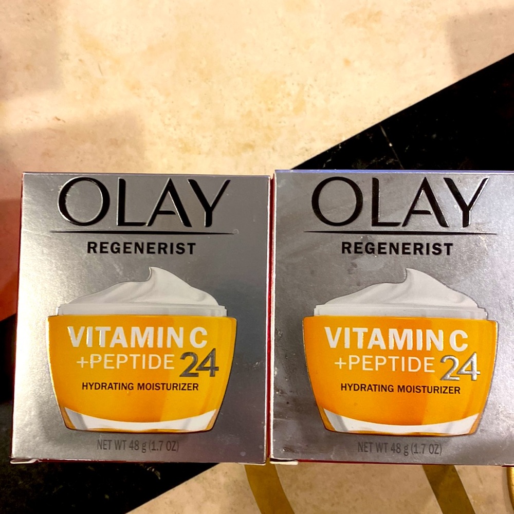 2 BRAND NEW Vitamin C + Peptide 24 Face Moisturizer Delivers 2X Brighter Skin